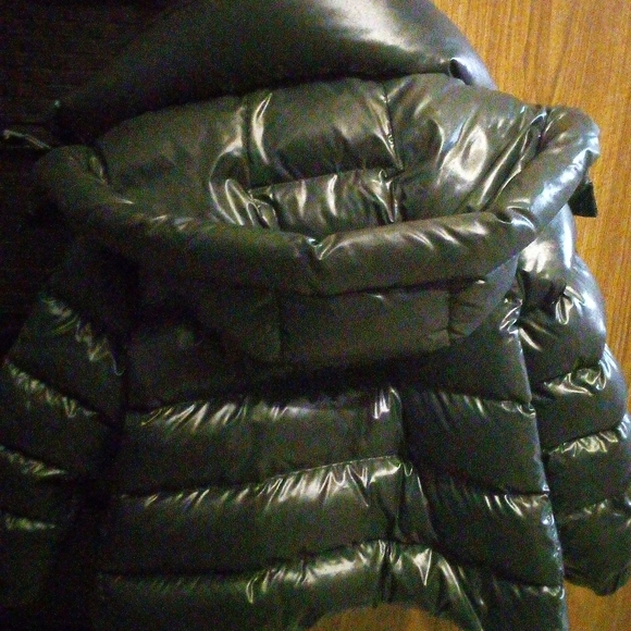 SOLD !! - Picture 2 of 4